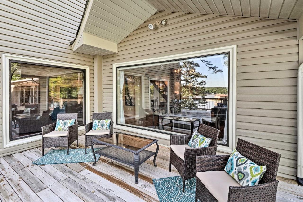 Luxury Hot Springs Oasis On Lake With Private Dock! Eksteriør bilde